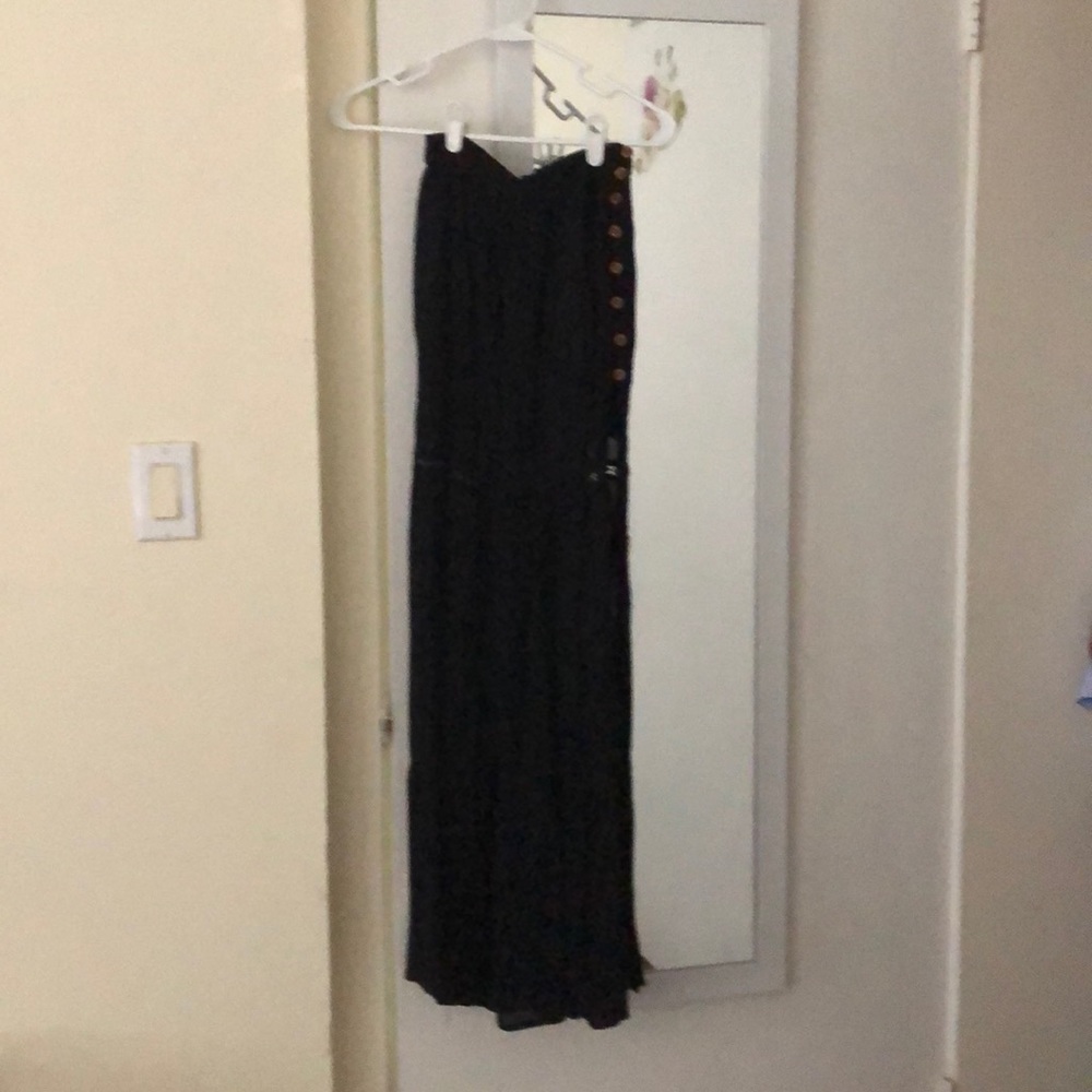 Tobi Black Midi Skirt w/ Slit